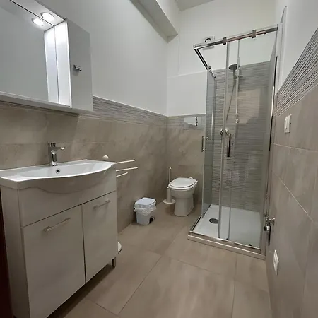 Da Pina E Lu * Джардини-Наксос