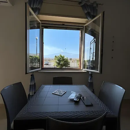 Da Pina E Lu * Джардини-Наксос